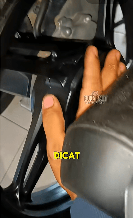 Checking a used motorcycle before buying it easy way